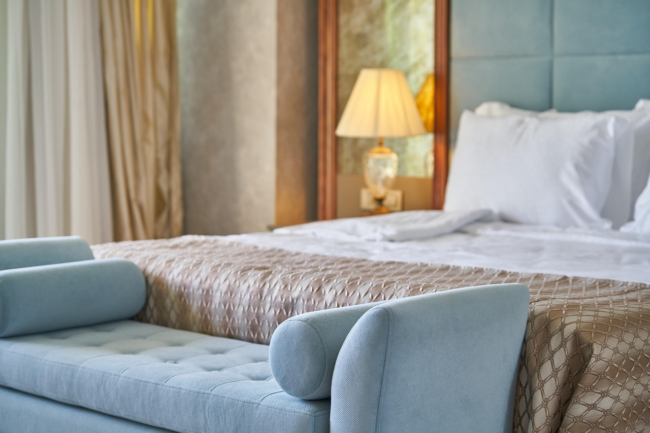 What Makes A Luxury Hotel Room Stand Out?
